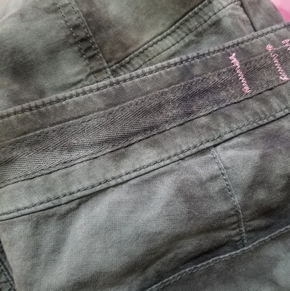 Meet your Posher, Noni - Picture 3 of 3